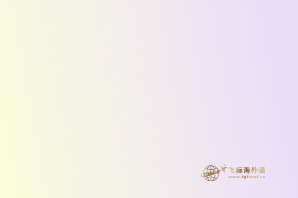 水边一个石堡房子